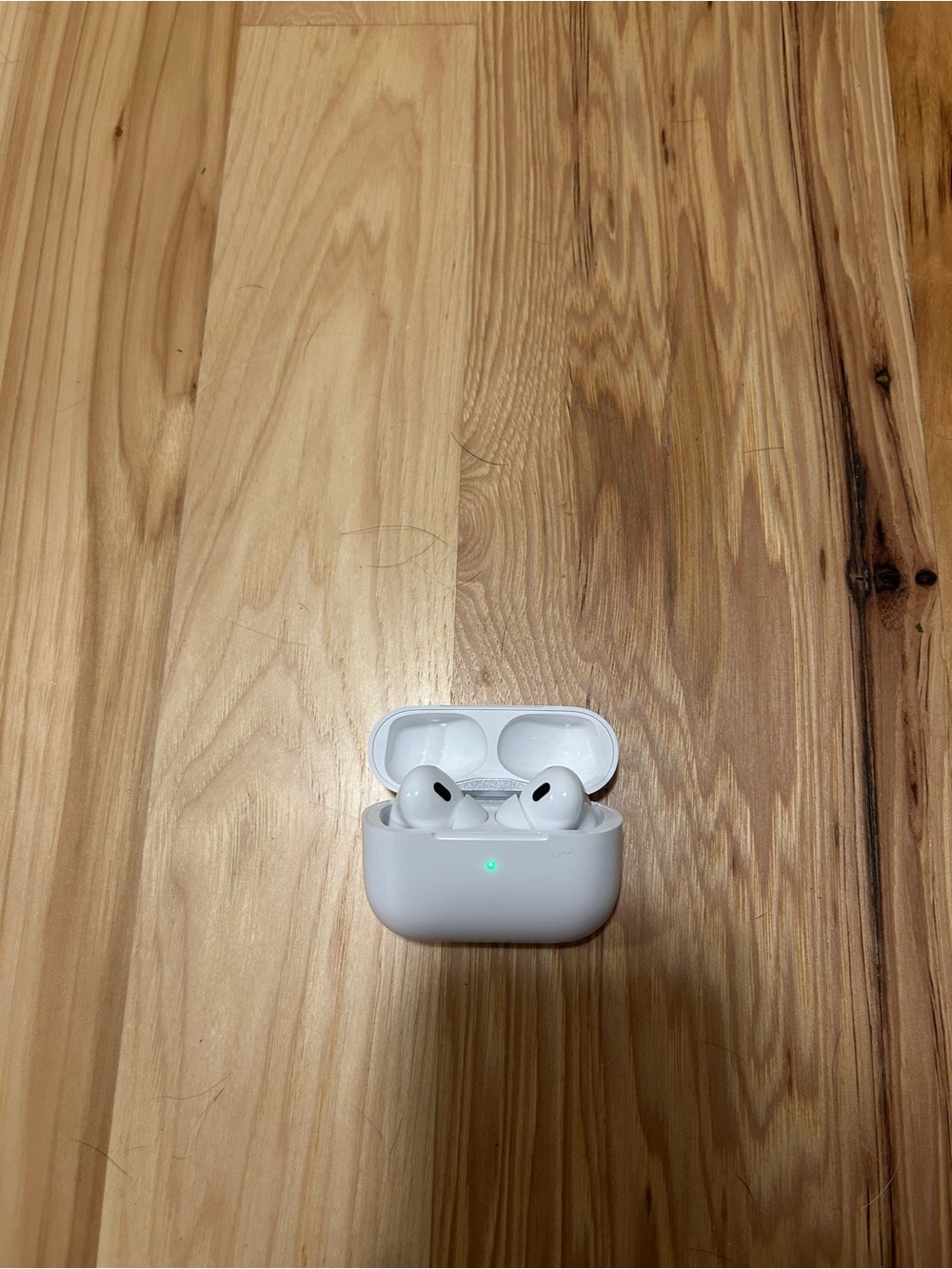 NOT APPLE Wireless White Earbuds with Charging Case